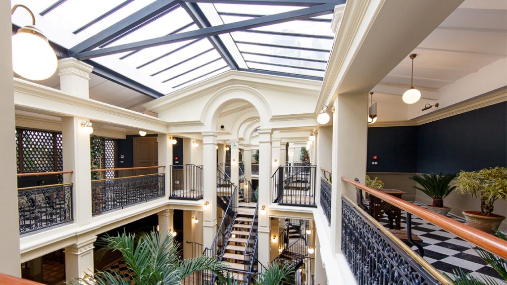 ETAGE-SIEGE-ADOPTE-UN-MEC-PARIS-CG2I-REHABILITATION-D-IMMEUBLE-VALENCIENNE-NANTES-ARRAS-LILLE - CG2I réalisations